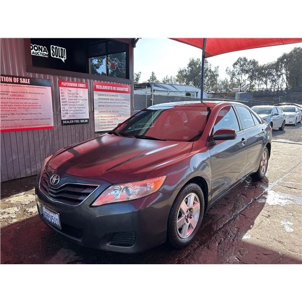 2011 TOYOTA CAMRY