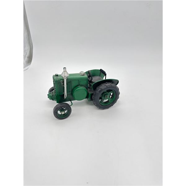 Tractor - wheels rotate