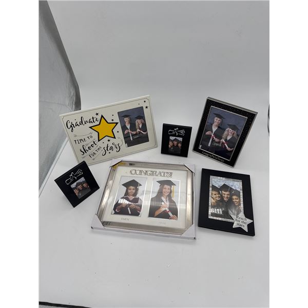 6 Graduation frames