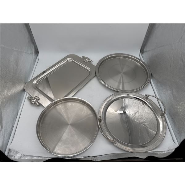 4 silver-plated trays (1 rectangle, 3 circles)