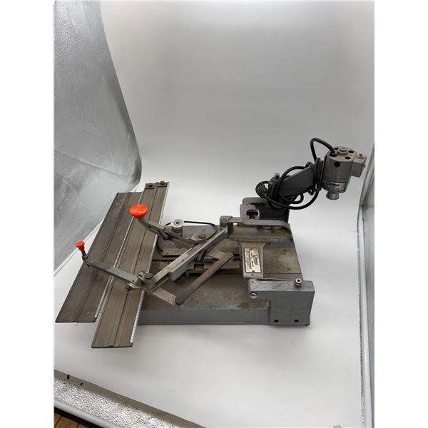 Hermes Manual Engraver