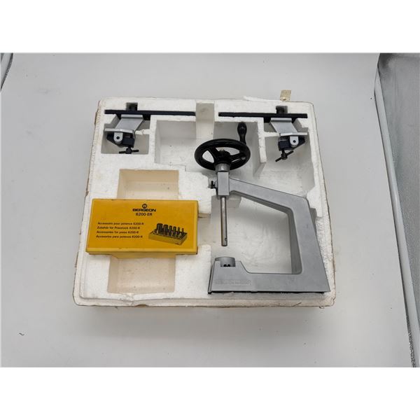 Bergeon Cloack and alarm clock bushing tool