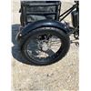 Image 12 : Daymak Florence Fat Tire Electric Trike Tricycle