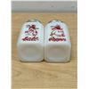 Image 5 : Vintage Hazel Atlas Dutch Skaters Salt & Pepper Shakers 4.5"