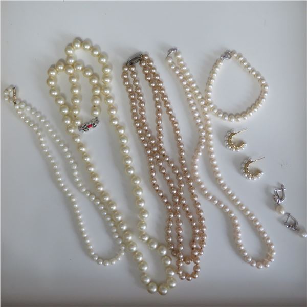 High end vintage Pearl jewelery lot - see description and photos