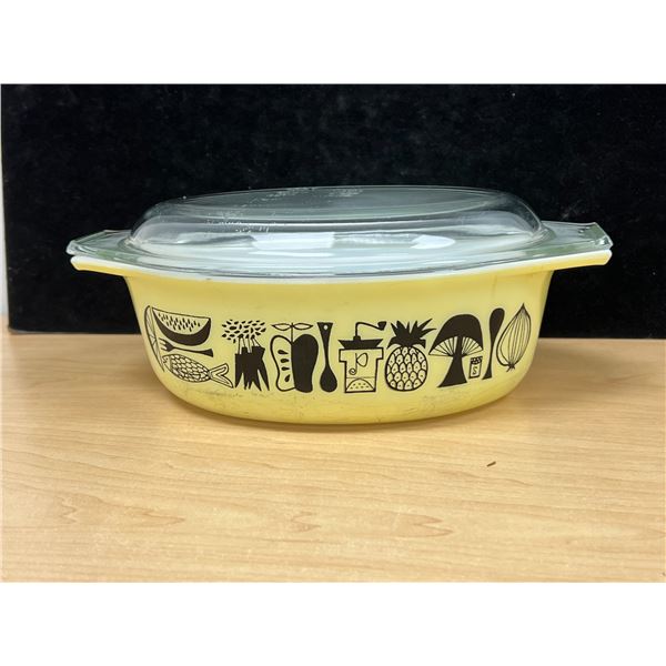 Pyrex Mod Kitchen Casserole with Lid 1.5 Qt. - see all photos