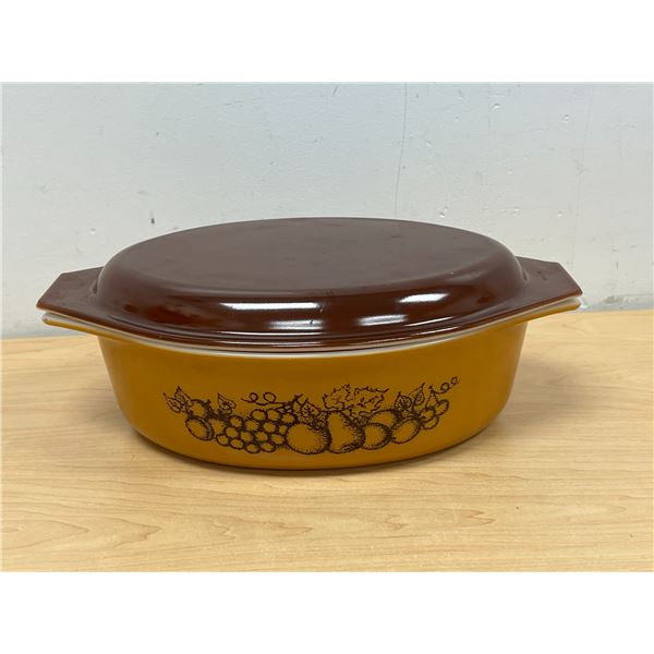 Pyrex Old Orchard Casserole & Lid 2.5 Qt. - see all photos