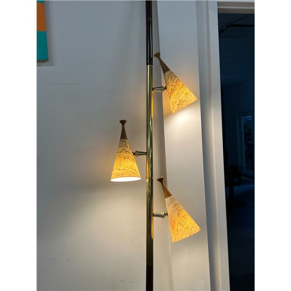 Mid Century Tri-Light Tension Pole Lamp for Standard 8 Foot Ceiling - works, see photos