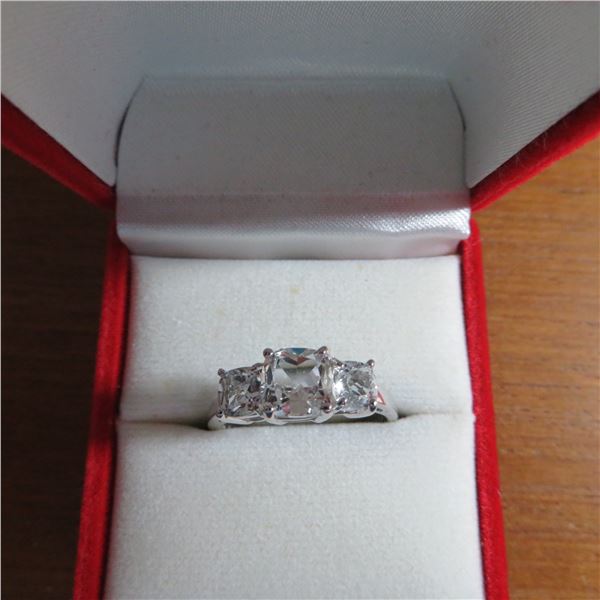 Beautiful 925 Silver ring in box.  Appears new.  Approx size 8