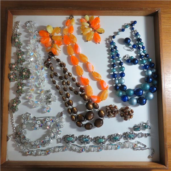Matching vintage jewelery sets - see description and photos