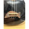 Image 4 : Makala Dolphin Ukulele MK-SD (see all photos)