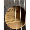 Image 5 : Makala Dolphin Ukulele MK-SD (see all photos)