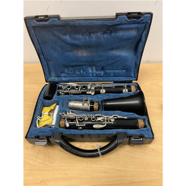 German Clarinet in Case - see all photos