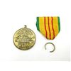 Image 1 : VIETNAM WAR U.S. MILITARY VIETNAM SERVICE MEDAL