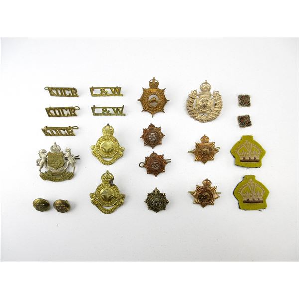 ASSORTED WWI / WWII CANADIAN / BRITISH BADGES, BUTTONS, ETC. LOT