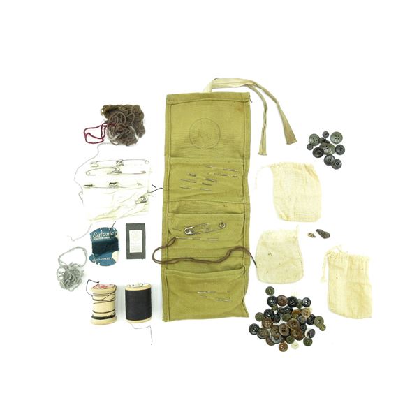WWII CANADIAN MILITARY SEWING KIT