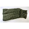 Image 1 : CANADIAN MILITARY GREEN NYLON SLEEPING BAG