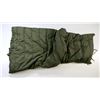 Image 2 : CANADIAN MILITARY GREEN NYLON SLEEPING BAG