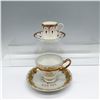 Image 2 : 4pc Porcelain Tea Set with Matching Saucers
