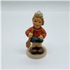 Image 1 : Goebel Hummel Figurine "First Mate" 2148/B