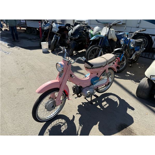 1969  Yamaha  U5E lady