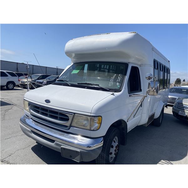 2000 Ford Commercial Vans