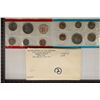 Image 2 : 1972 US MINT SET (UNC) P/D/S (WITH ENVELOPE)