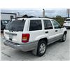 Image 3 : JEEP GD CHEROKEE 2000 SALV T/DONATION