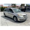 Image 2 : TOYT SIENNA 2005 T-DON - SMOG