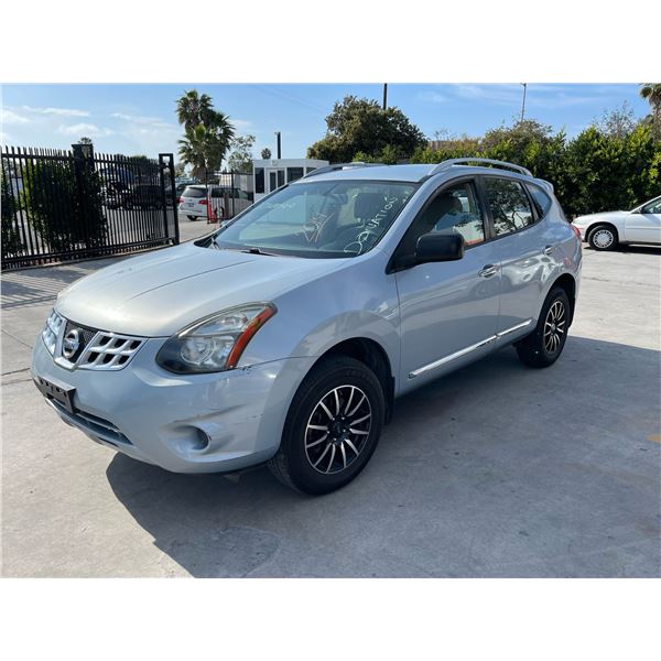 NISS ROGUE 2014 O/S T-DON