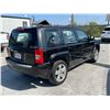 Image 3 : JEEP PATRIOT 2010 SALV T/DONATION