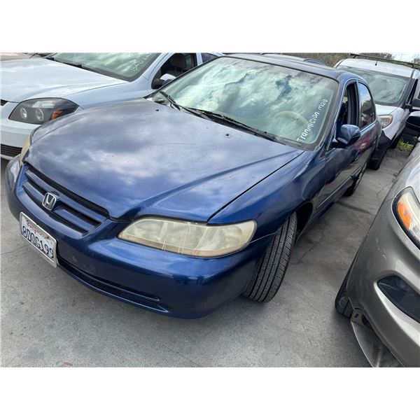 HOND ACCORD 2001 SALV/T