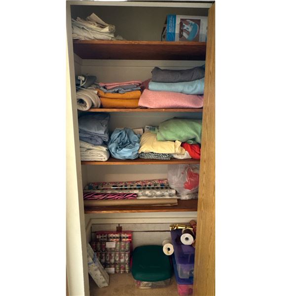 Variety Lot: Footbath, Linens, Electric Blanket, Christmas Crackers, Wrapping Paper, & More
