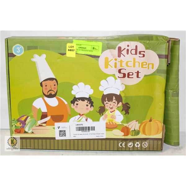 NEW WITH BOX UBANTE KIDS KITCHEN SET