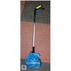 Image 1 : BRAND NEW ETTORE GRIP N SCOOP BLUE