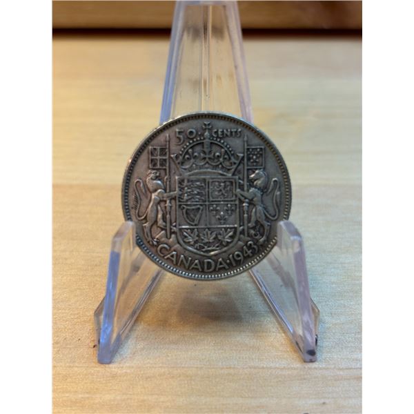 Lot 15-1) 50c Canadian coin 1943