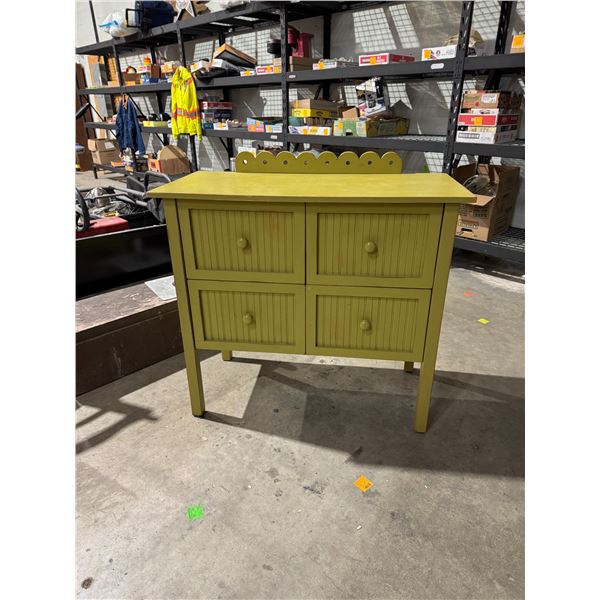 Drawered cabinet