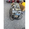 Image 1 : MiG welder