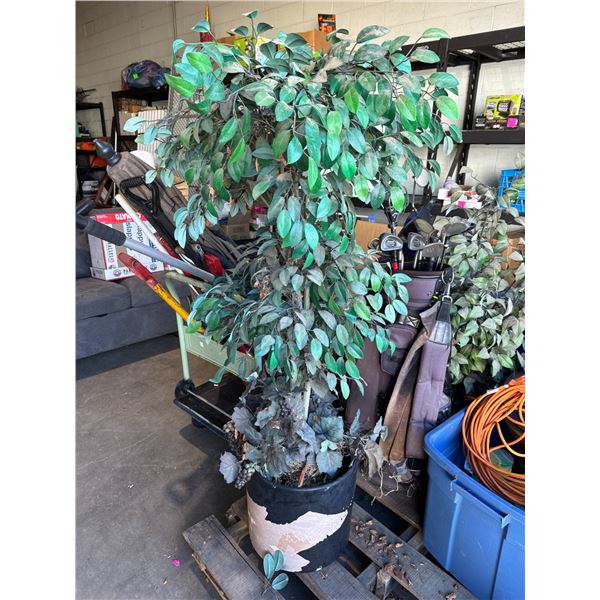 Artificial tree
