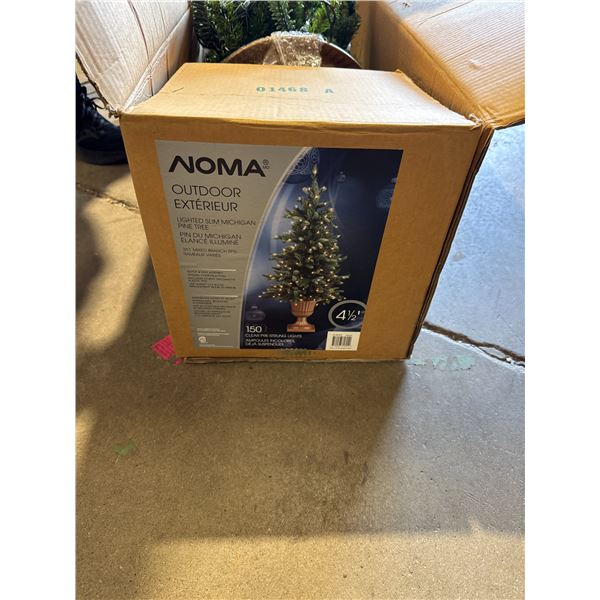 Noma outdoor lighted, slim Michigan pine tree 4 1/2 feet light up