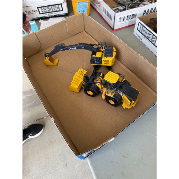 Machinery toys one clip is broken