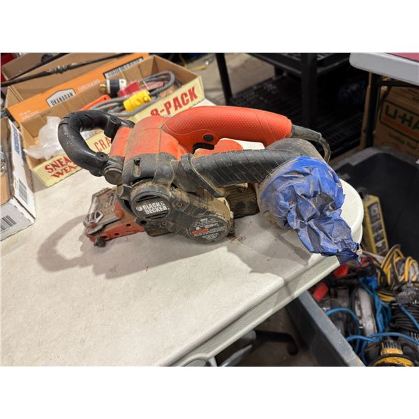 black and decker Sander