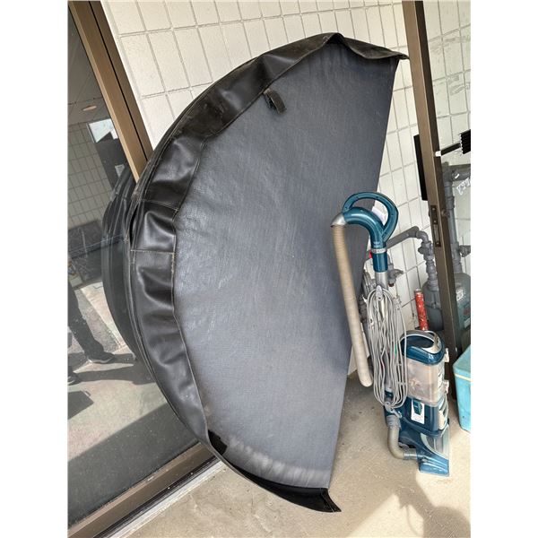 Hot tub cover