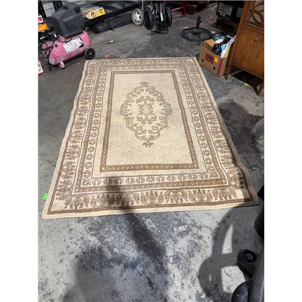 Area carpet 5x7