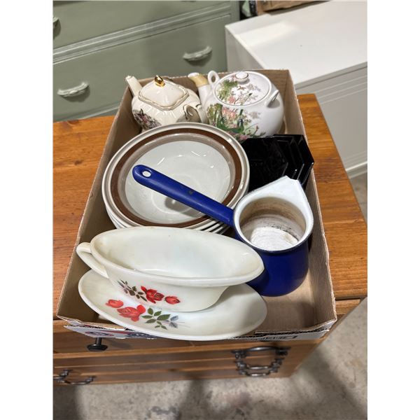 Assorted dishes