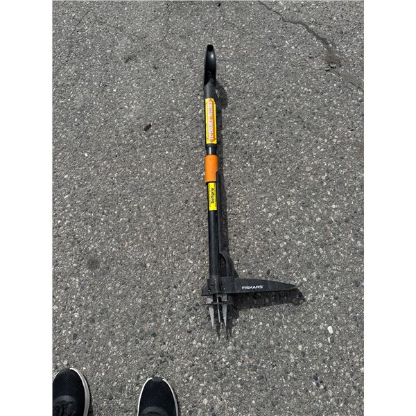 Fiskars weed puller