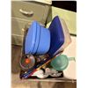Image 1 : Tupperware etc