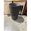 Image 1 : Plant pots