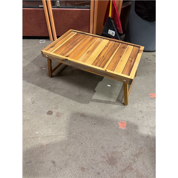 Lap table