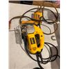 Image 1 : Dewalt tools